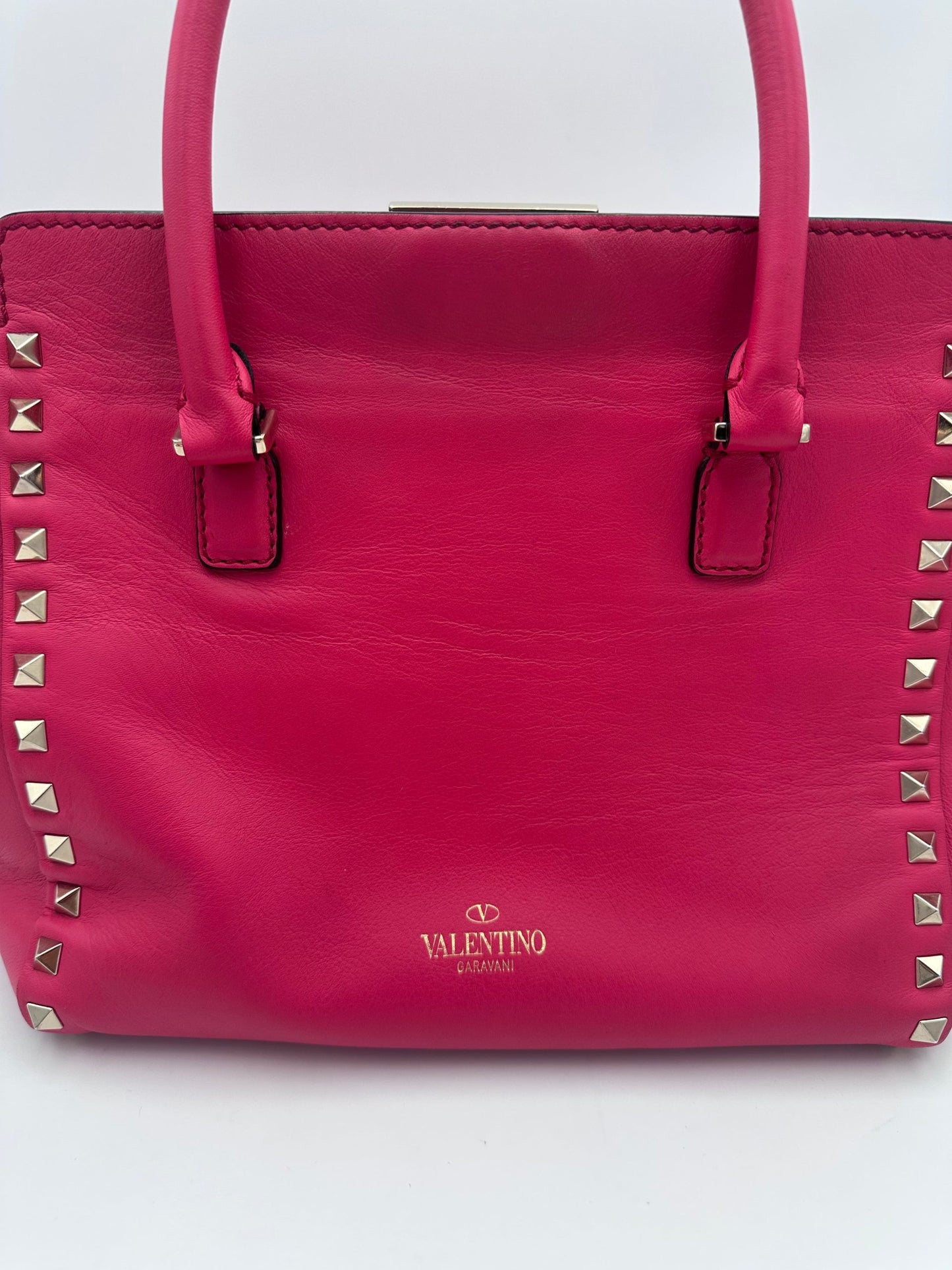 Valentino Garavani VALENTINO GARAVANI Rockstud Medium Pink Handbag