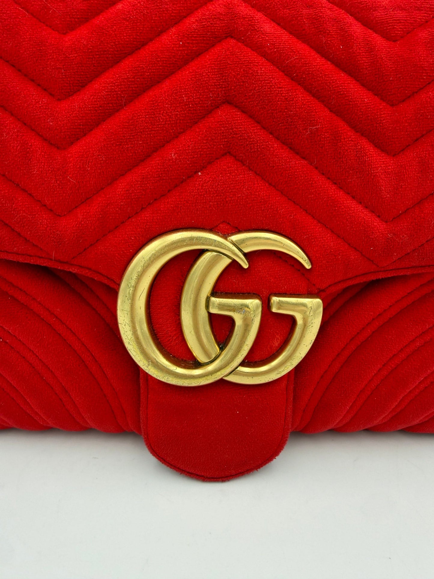 Gucci GUCCI MARMONT Red Velvet Handbag